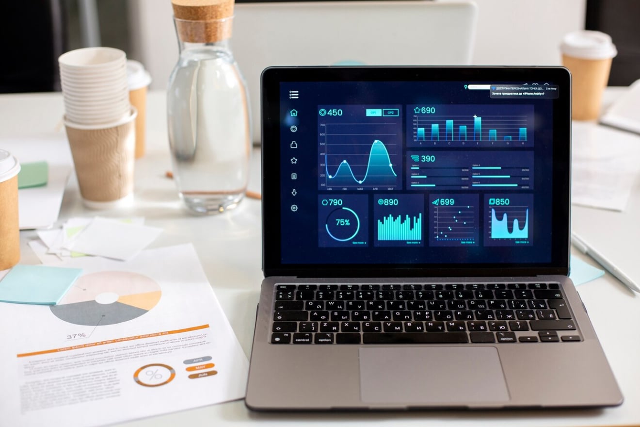 This article will explore what quantitative data is, outlining its meaning, types, and examples, while briefly viewing its collection and analysis methods.