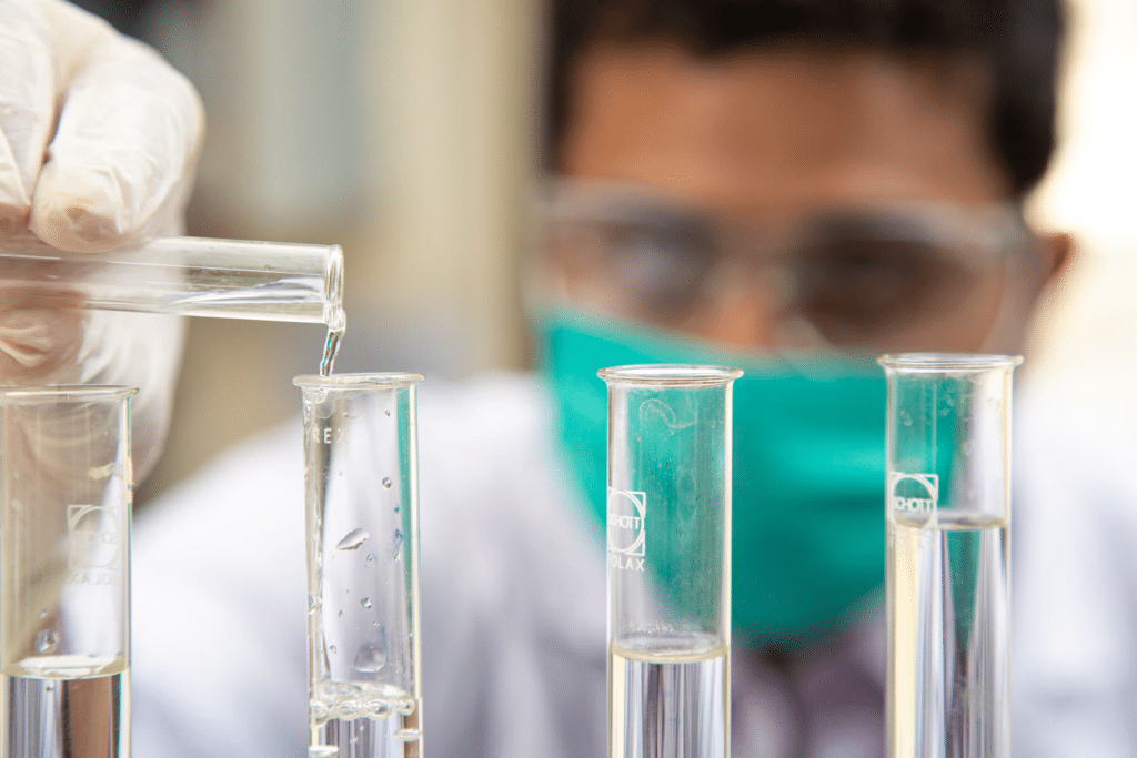TQuant Lab 提供強大的量化回測系統，高精確度的績效風險計算、高品質的資料來源、高擬真度的交易環境模擬，幫助使用者快速部屬各樣的交易策略，歡迎各位點擊進入文章了解更多資訊。